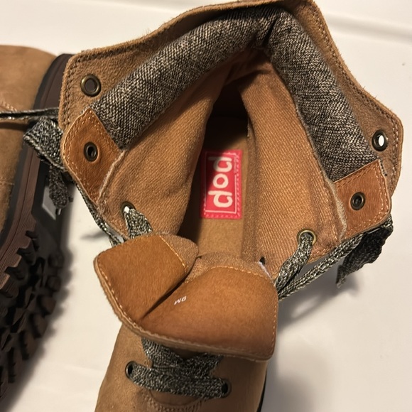 POP Women’s Boots - Picture 4 of 4